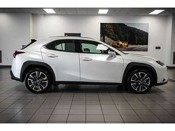 2025 Lexus UX 300h 