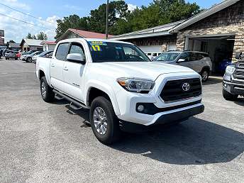 2017 Toyota Tacoma SR5 