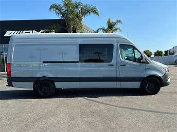 2024 Mercedes-Benz eSprinter 2500 