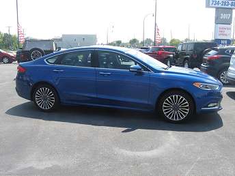 2017 Ford Fusion SE 