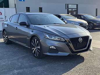 2020 Nissan Altima SR 