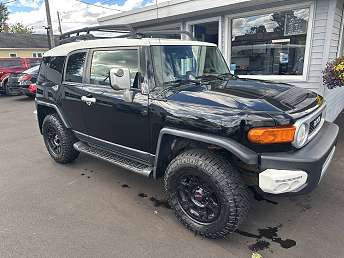 Used Toyota FJ Cruiser for Sale in Grand Rapids, MI (with