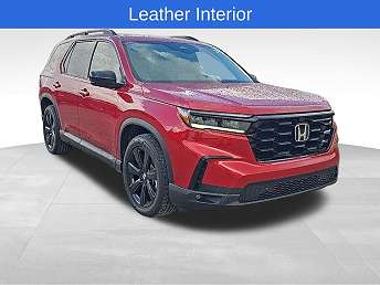 Red Honda Pilot SUV 2025