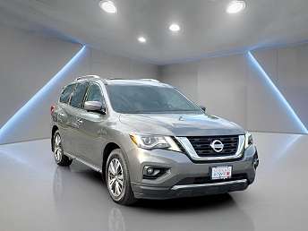 2017 Nissan Pathfinder SL 