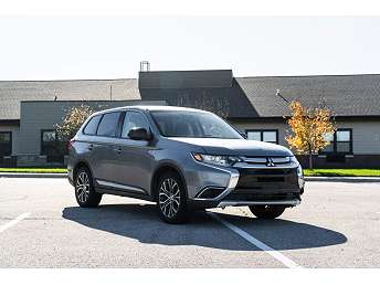Used 2017 Mitsubishi Outlander ES for Sale Near Me - CARFAX Used 2017 Mitsubishi Outlander ES for Sale Near Me - CARFAX