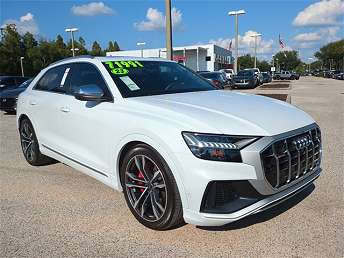 2023 Audi SQ8 Premium Plus 
