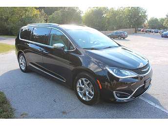 2017 Chrysler Pacifica Limited 