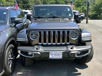 2018 Jeep Wrangler Sahara 