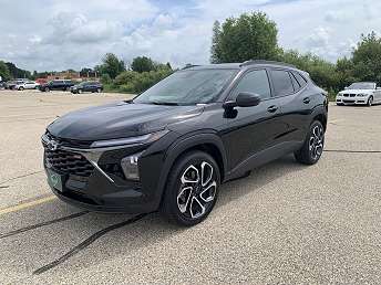 2025 Chevrolet Trax RS 