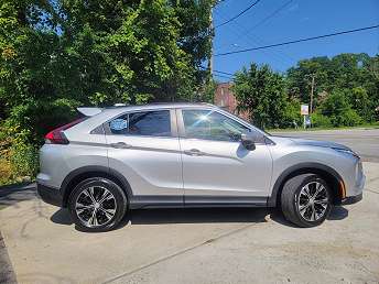 2022 Mitsubishi Eclipse Cross SE 