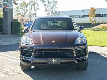 2020 Porsche Cayenne  