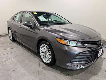 2020 Toyota Camry XLE 