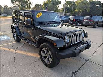 2017 Jeep Wrangler Sahara 
