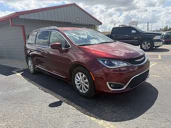 2019 Chrysler Pacifica Touring-L 