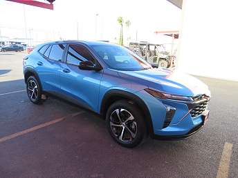 2025 Chevrolet Trax RS 