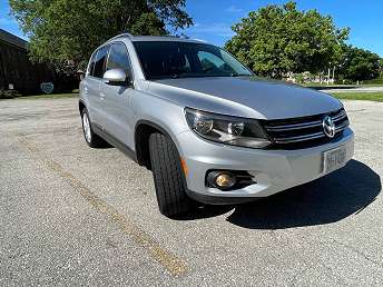 2013 Volkswagen Tiguan SE 