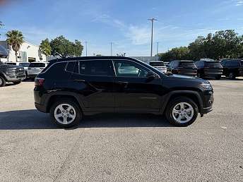 2023 Jeep Compass Sport 