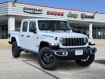 2025 Jeep Gladiator Nighthawk 