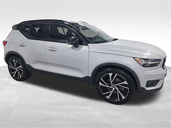 2020 Volvo XC40 T5 R-Design 