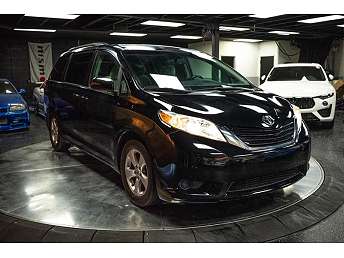 2017 Toyota Sienna LE 