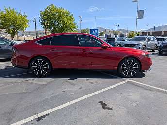 2023 Honda Accord Touring 