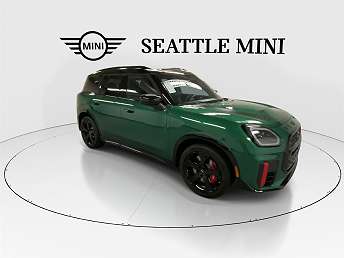 Green Mini Cooper Countryman John Cooper Works 2025