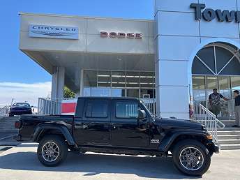 2023 Jeep Gladiator Overland 