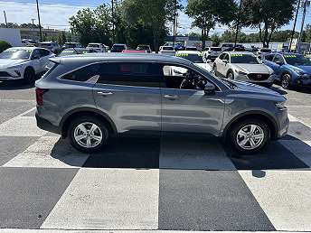 2023 Kia Sorento LX 