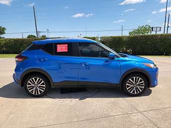 2021 Nissan Kicks SV 