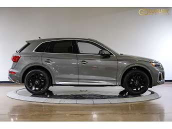 2023 Audi Q5 Premium Plus 