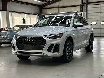 2022 Audi Q5 Premium Plus 