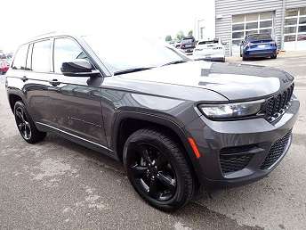 2023 Jeep Grand Cherokee Altitude 