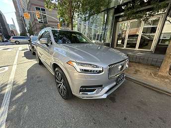 2024 Volvo XC90 B5 Core 
