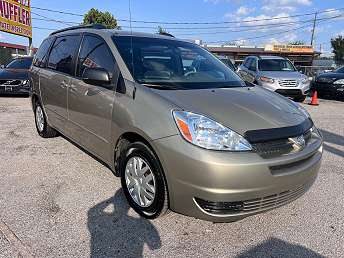 2005 Toyota Sienna CE 