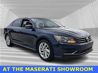 2018 Volkswagen Passat SE 