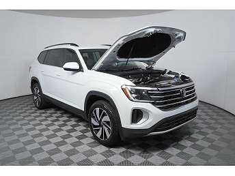 2024 Volkswagen Atlas SE 