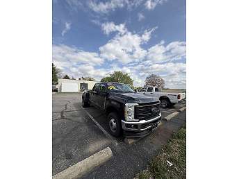2023 Ford F-350 XL 