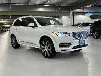 2024 Volvo XC90 T8 Ultimate 