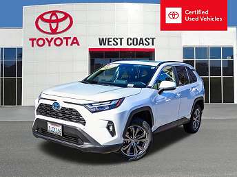 2023 Toyota RAV4 XLE 