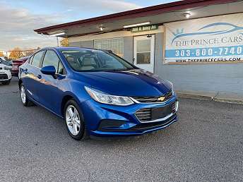 Blue Chevrolet Cruze Sedan 2017