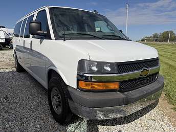 2018 Chevrolet Express 3500 
