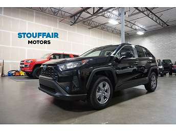 2022 Toyota RAV4 LE 