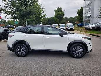 2023 Nissan Ariya Platinum+ 