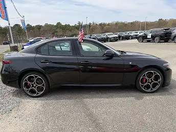 2022 Alfa Romeo Giulia Ti