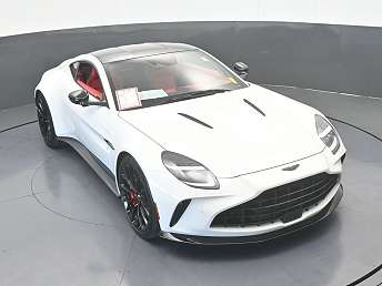 2025 Aston Martin V8 Vantage Base 