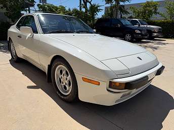 1986 Porsche 944  