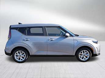 2023 Kia Soul S 
