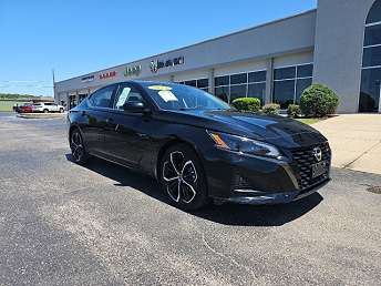 2023 Nissan Altima SR 