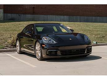 2020 Porsche Panamera 4 