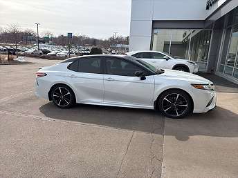2018 Toyota Camry XSE 